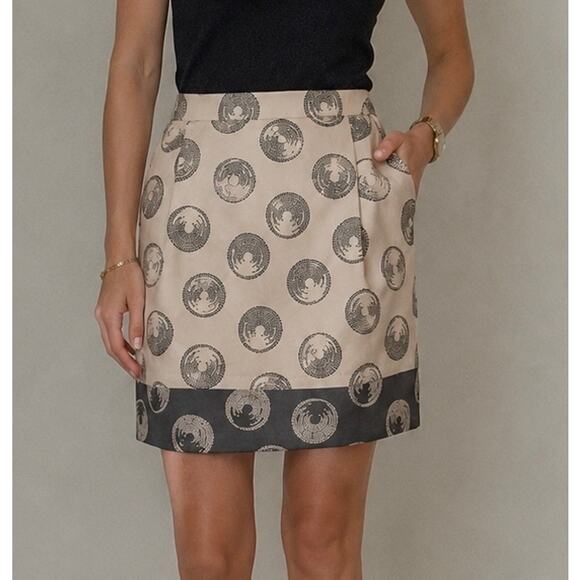 BCBGMAXAZRIA Dresses & Skirts - BCBG Max Jaden Women’s Silk Pencil Skirt Size 4 Ivory/Gray Back Zip